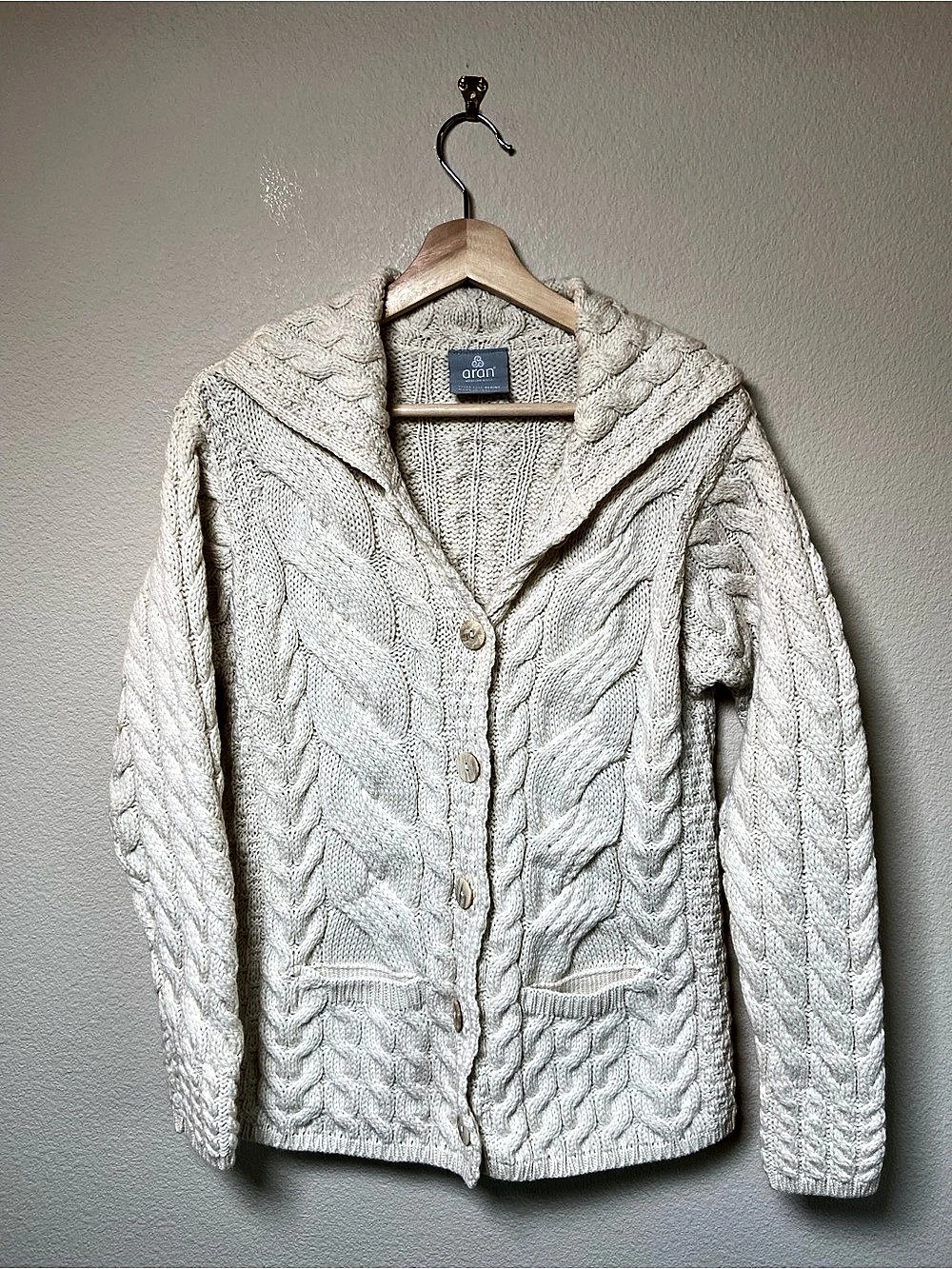 Aran Woollen Mills Super Soft Merino Wool Button Cardigan Cream Medium